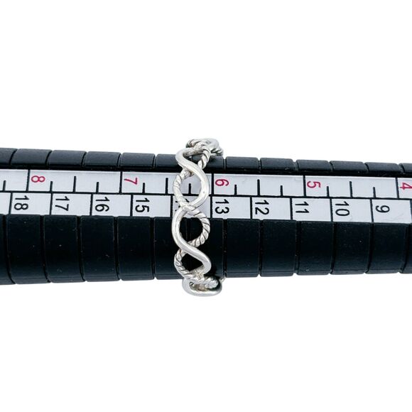 Vintage Sterling Silver 925 Twisted Infinity Band Ring Size 6.25 - Picture 5 of 7